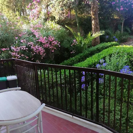 Il Gioiello Nel Parco -
